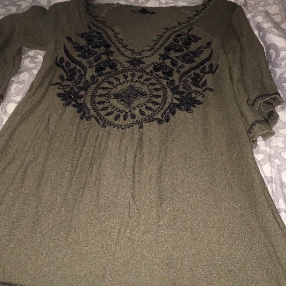 American eagle green embroidered shirt
